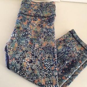 Wear it to Heart (WITH) capri leggings